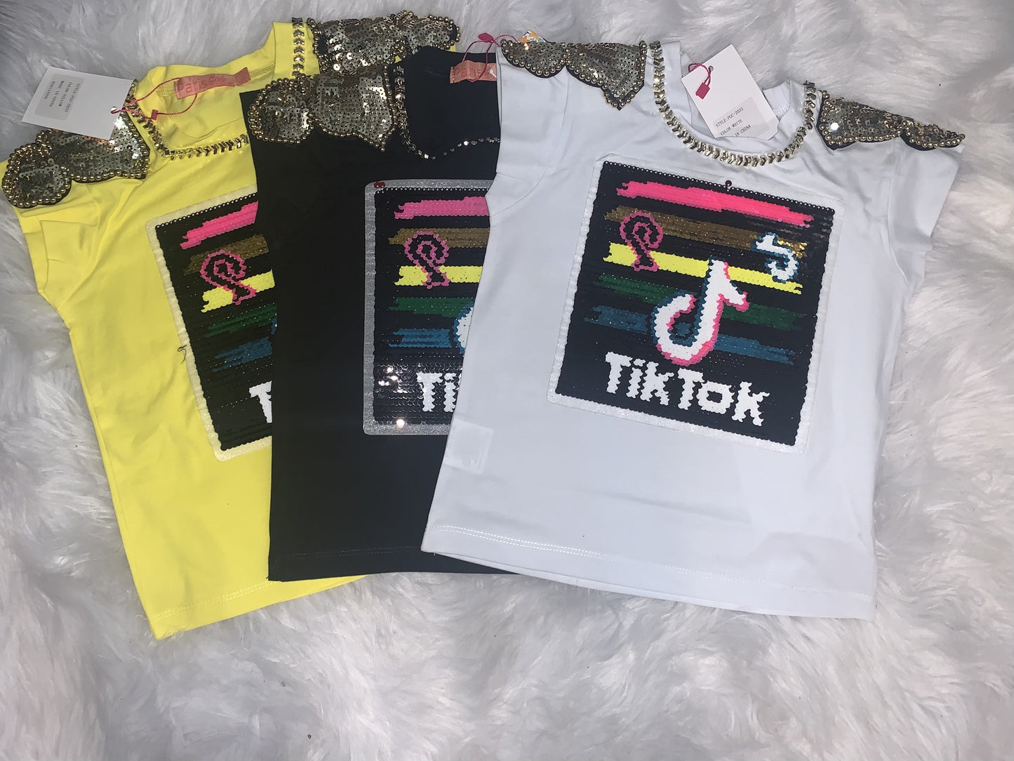 "Going Viral" Top -White