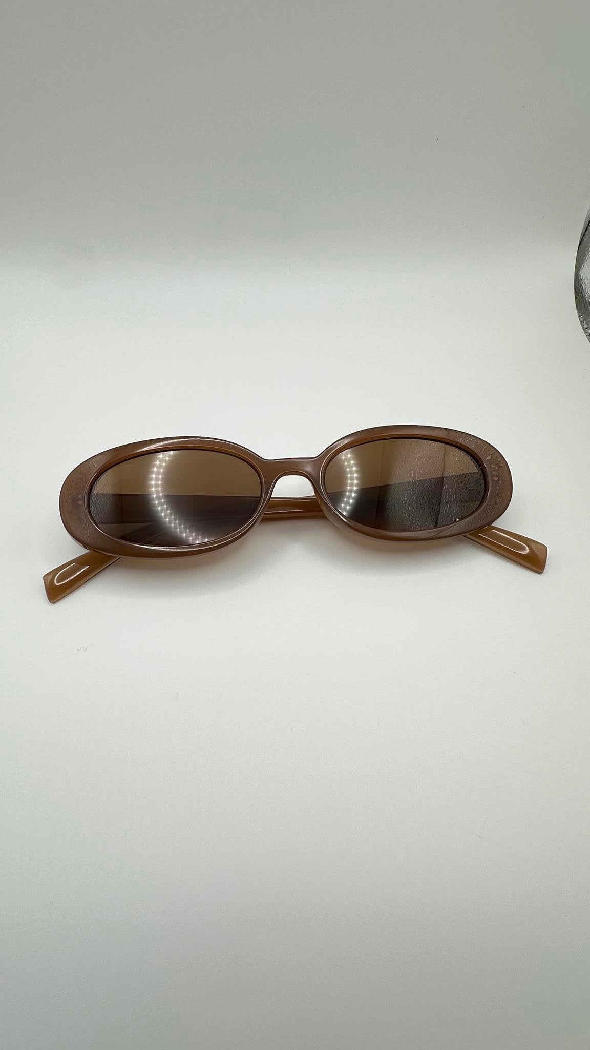 Oval shades