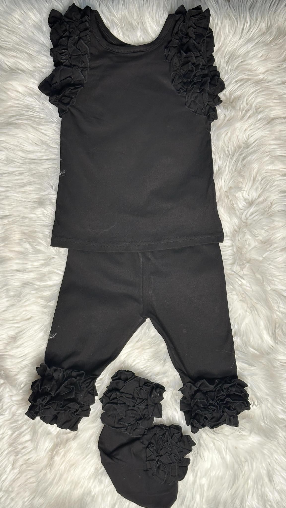 "Frill Talk" Tank and Capri Set